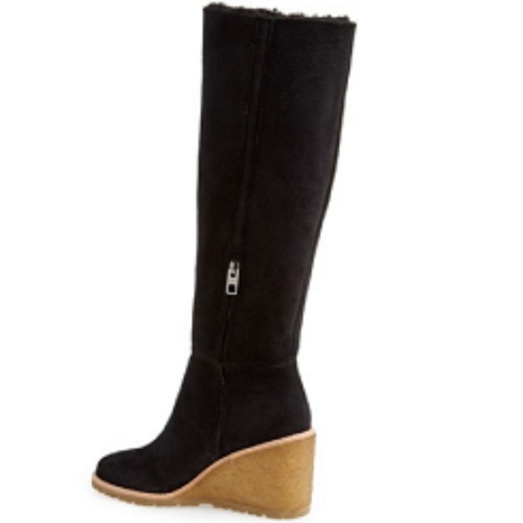 'Keely' Genuine Shearling Lined Wedge Boots (s. 5B - Picture 2 of 7